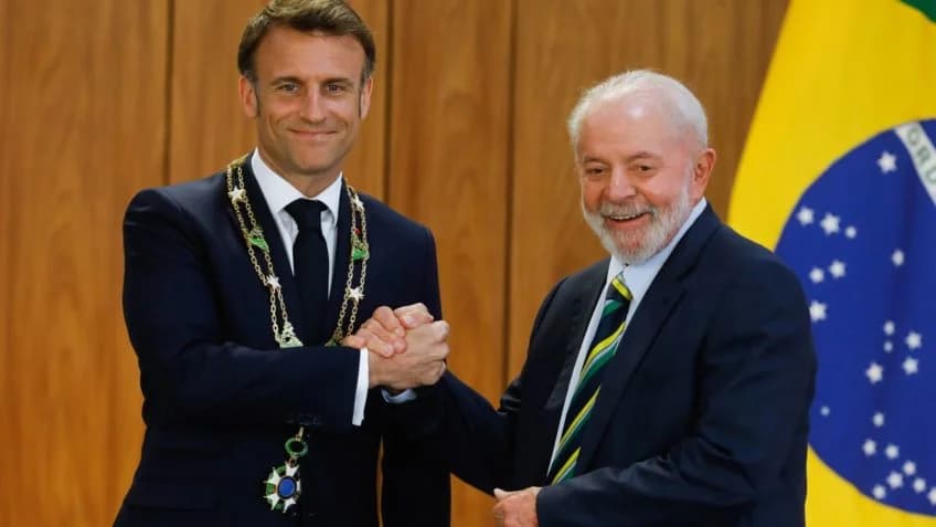 Lula agradece a ligação de Macron, em que foram discutidas as Olimpíadas e a questão venezuelana