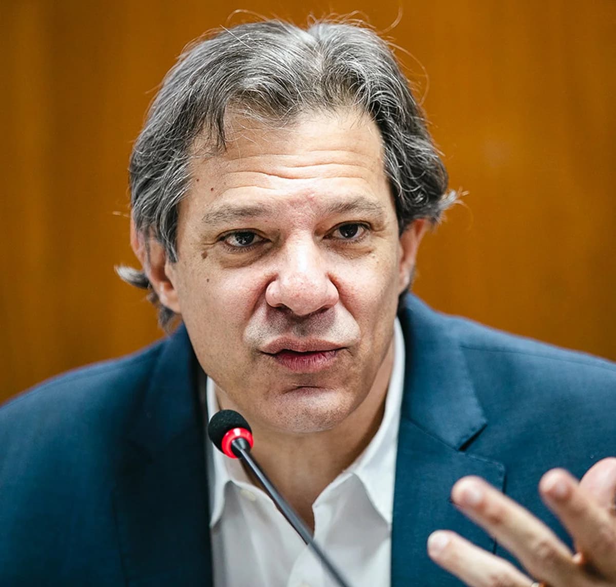 Haddad surpreende e anuncia programa de estímulo à indústria brasileira