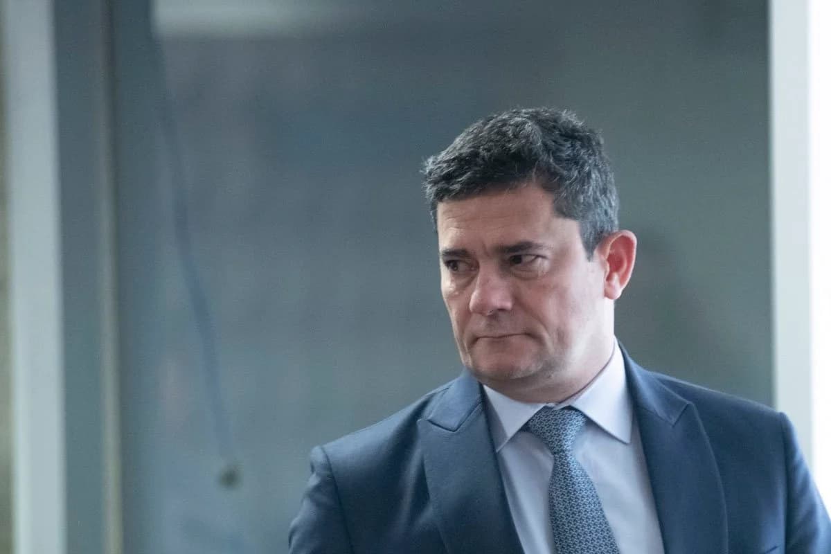Sergio Moro e o misterioso 'Mestrão': ACHARAM o cara envolvido em RACHADINHA