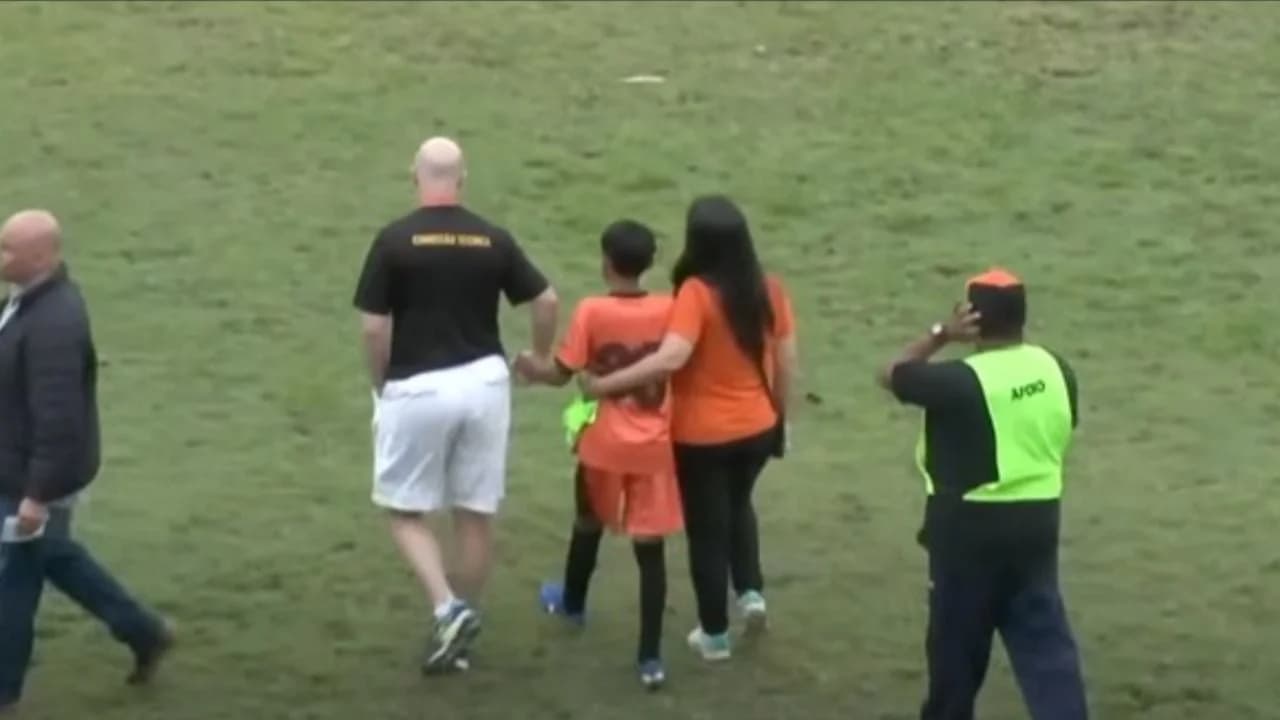 Jogo sujo: racismo tira menino de 11 do campo