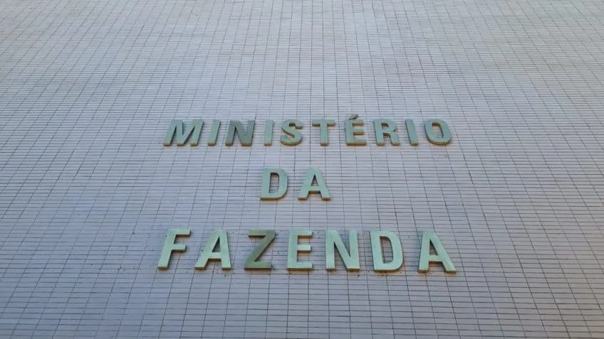 Fim da Bagunça! Ministério da Fazenda Estabelece Regras para Apostas Online