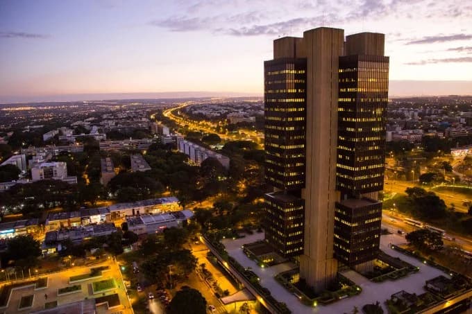 Inteligência artificial: corte de 0,5 ponto na Selic é quase certeiro!