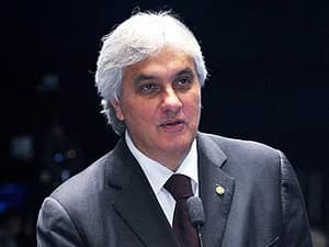 TSE manda e 13ª Vara Federal de Curitiba retornar caso Delcídio para a Justiça Eleitoral