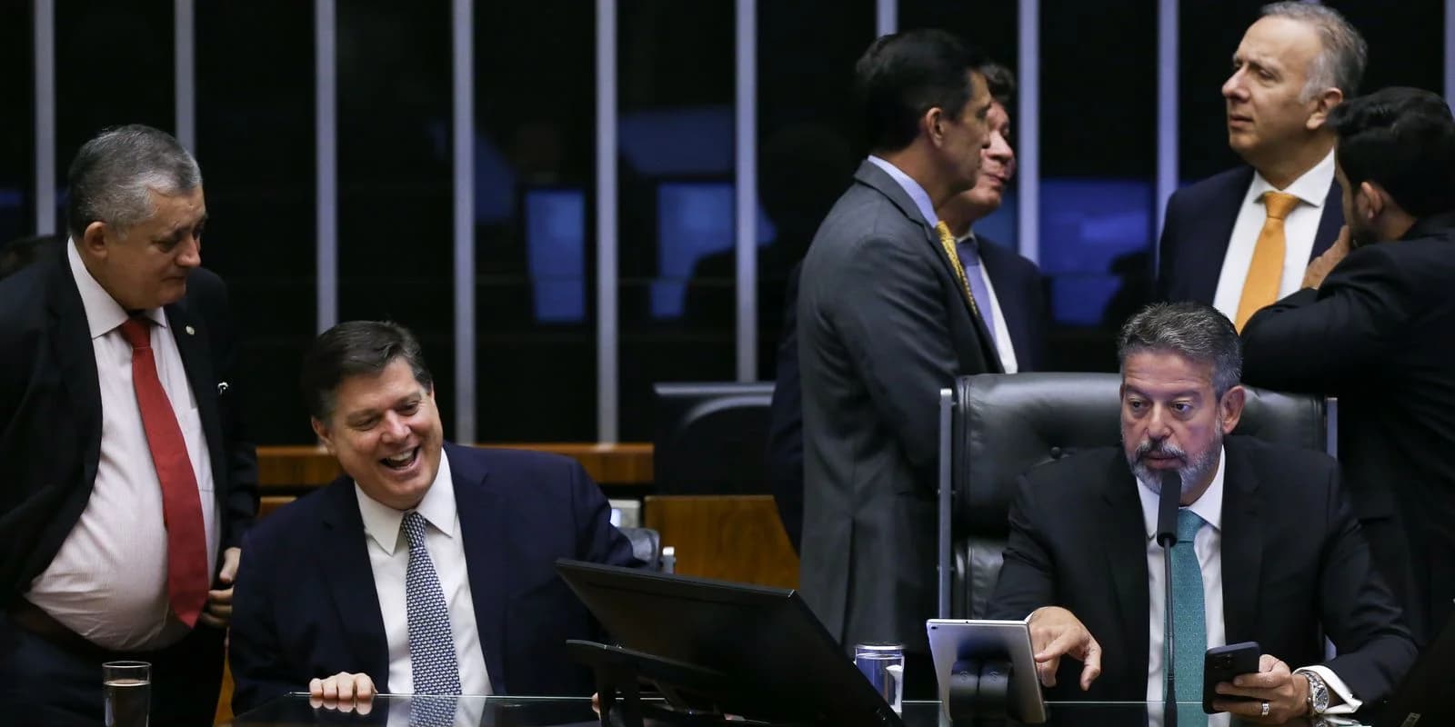 GRANDE DIA: Reforma Tributária é APROVADA no primeiro turno na Câmara dos Deputados