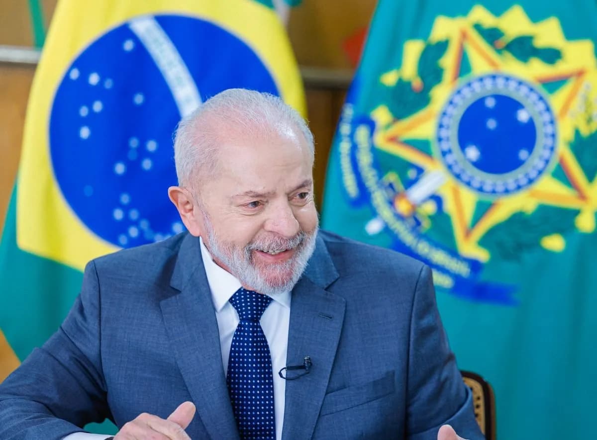 Lula voa para Santiago numa missão diplomática crucial com o Chile