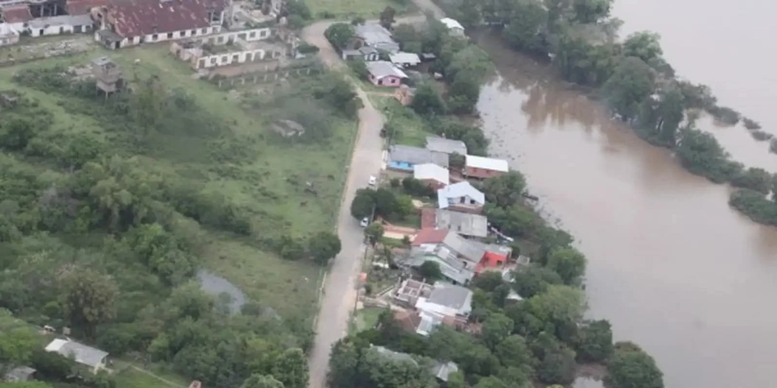 Temporal e ventania avançam: quatro regiões em alerta até sábado