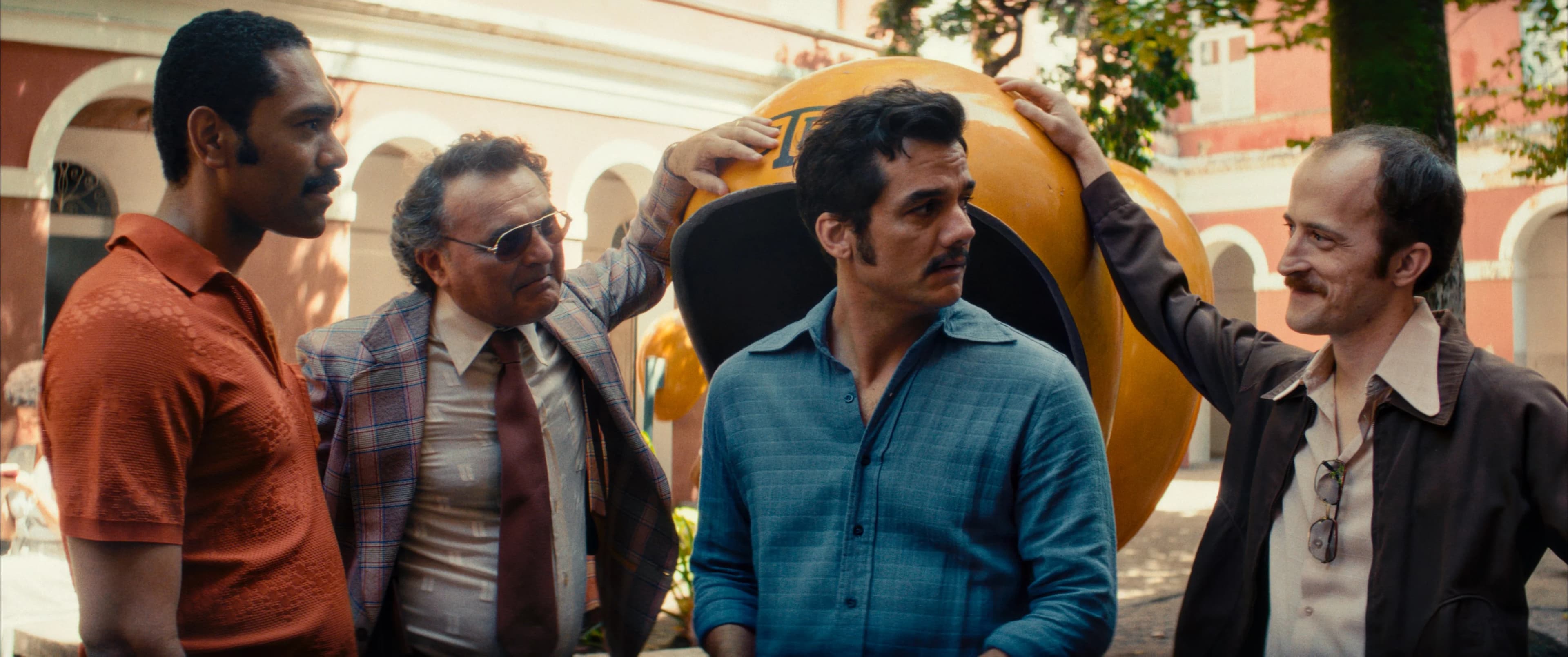 Wagner Moura domina a tela em "O agente secreto"; tempos do elenco surpreendem