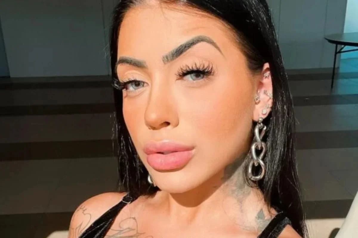 MC Mirella enfrenta críticas e tem show cancelado