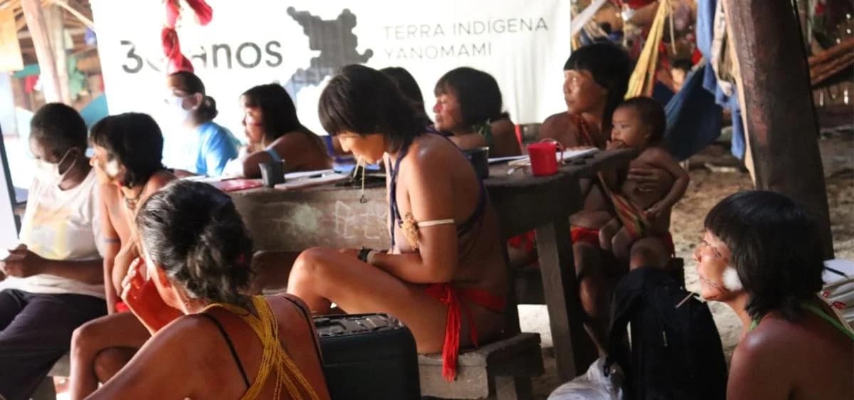 Yanomami alertam para nova crise com Flávio Bolsonaro