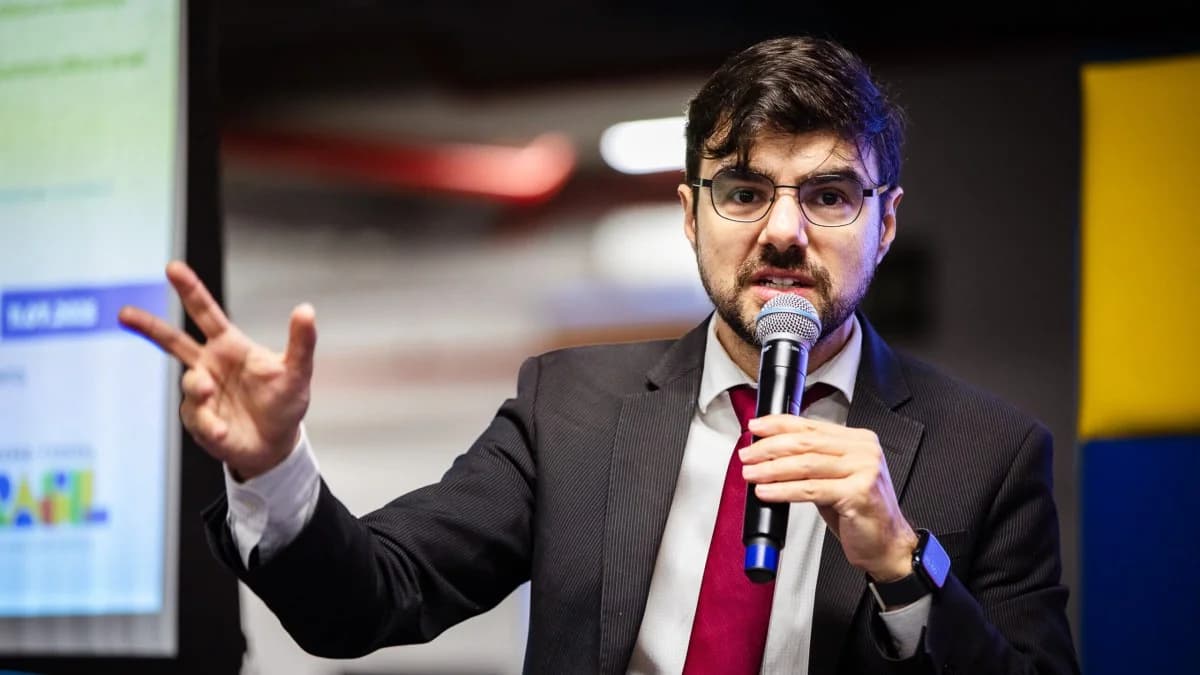 Mello alerta: corte de R$ 200 bi ameaça programas e aposentadorias