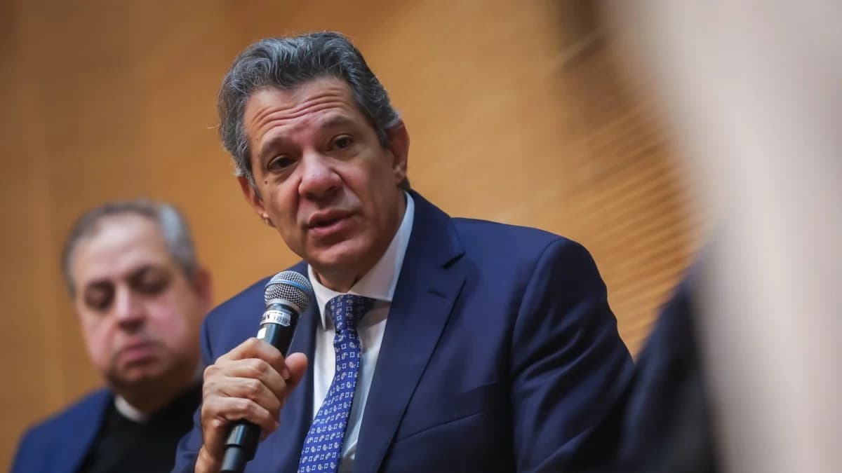 Haddad alerta para alarmismo contra o fim da escala 6×1