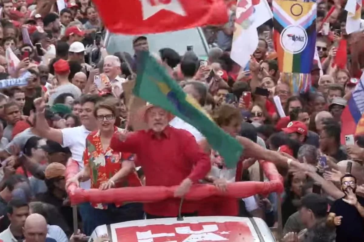 Mudança drástica no trabalho: Lula alerta empresários sobre o fim da escala 6x1