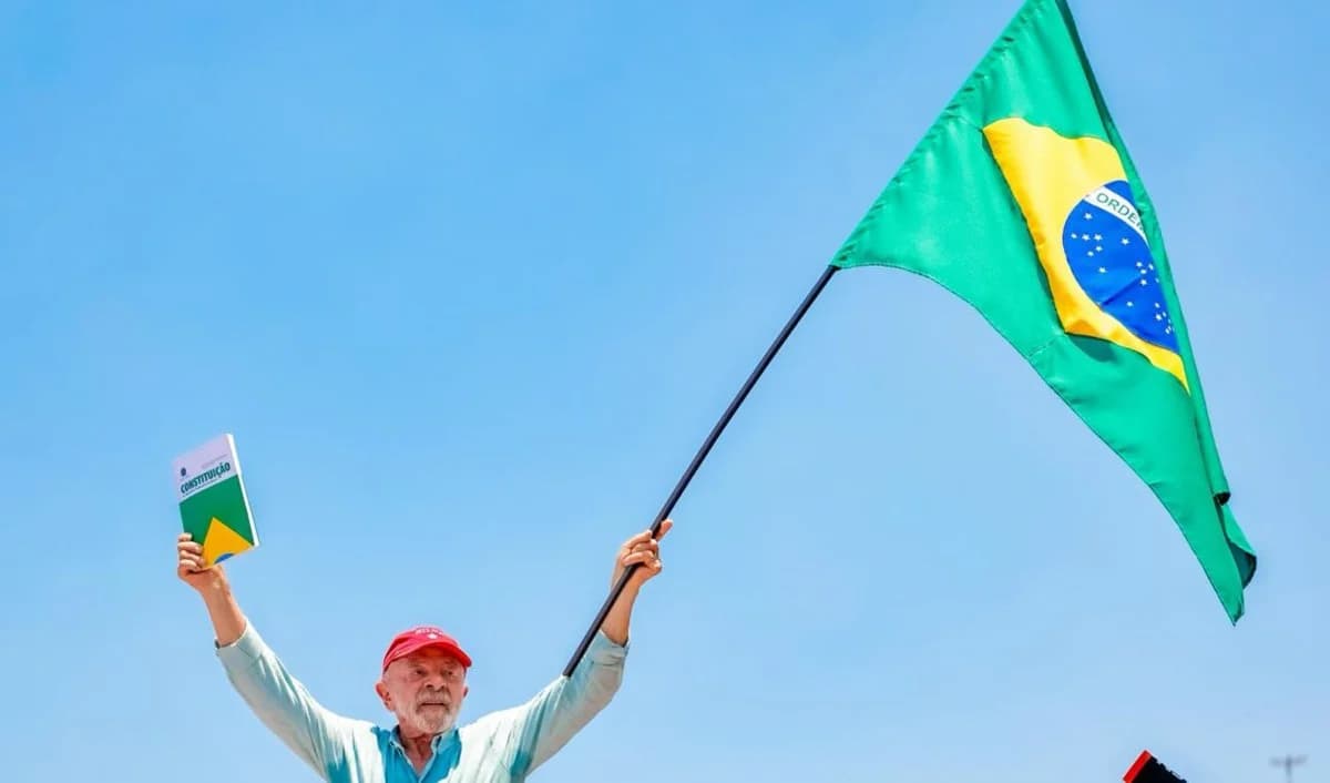 Democracia resiste: Lula completa 81 anos após virada histórica contra bolsonarismo