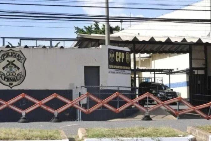 Policial Penal flagrado em ato sexual com presidiário durante plantão