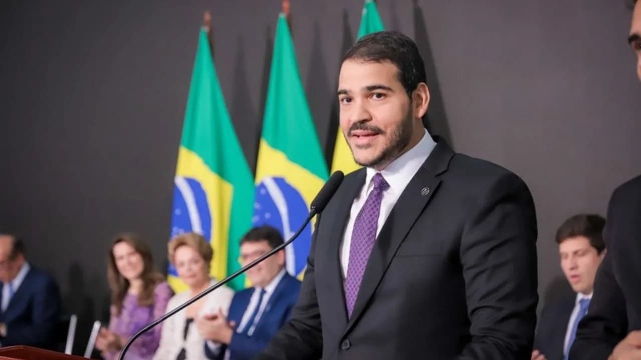 Sob aplausos da AGU de Lula, neonazistas alemães sofrem golpes no bolso