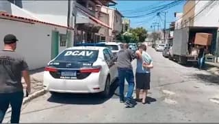 Homem é detido após gravar vídeos de estupros e abusos contra filha de 2 anos