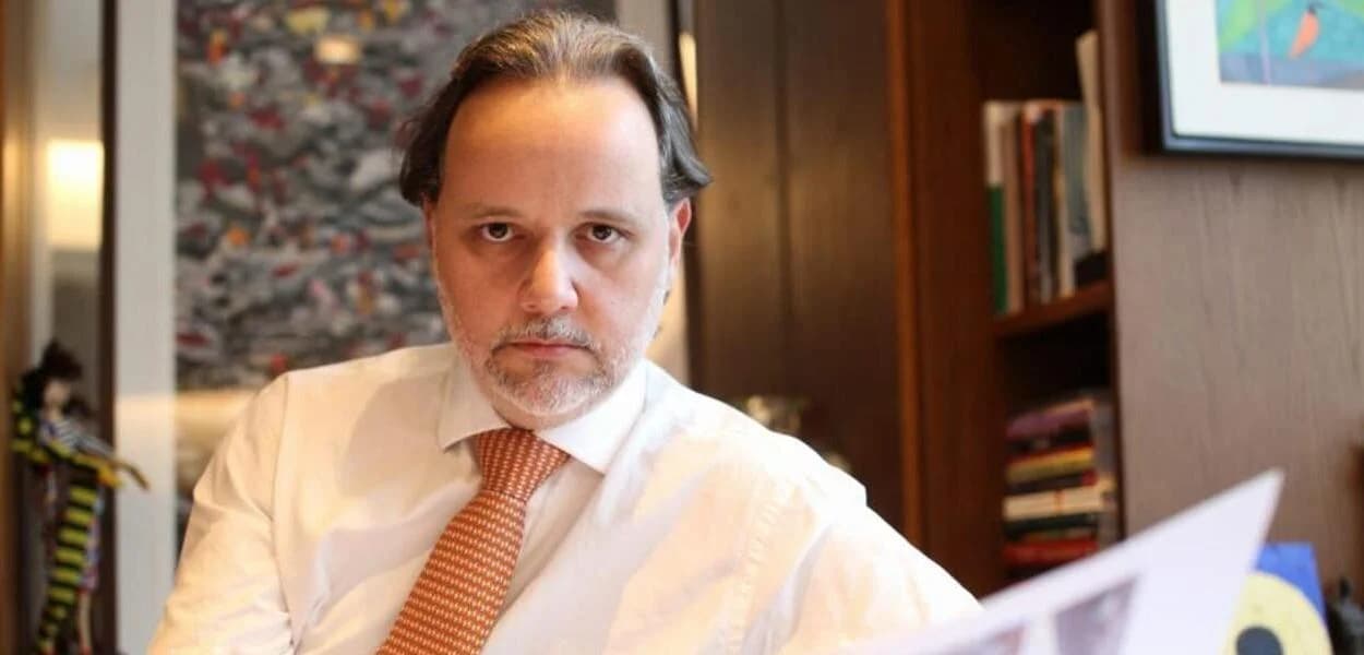 PT e juristas apoiam Marco Aurélio de Carvalho para substituir Dino no Ministério da Justiça