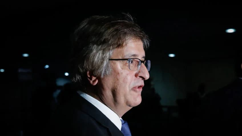 Gonet encara processos contra Bolsonaro como novo procurador-geral