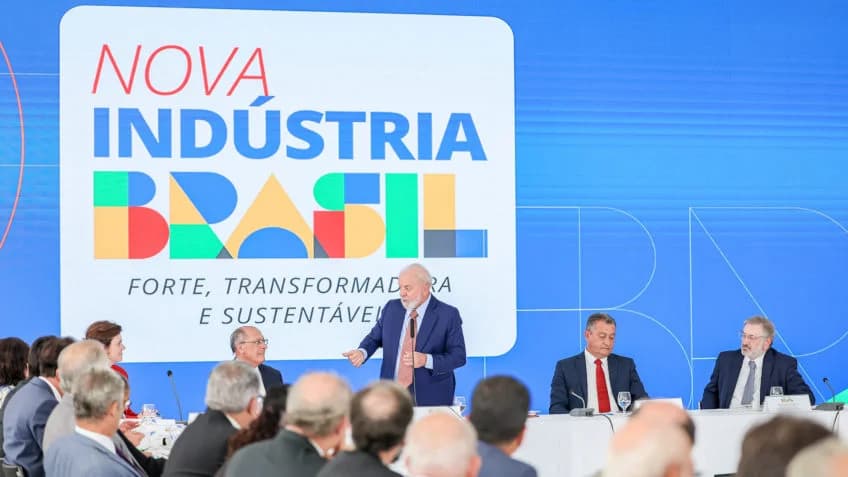 SBT Brasil: Dinheiro que Presidente Lula Doou para a Indústria é o dobro do orçamento da Nasa