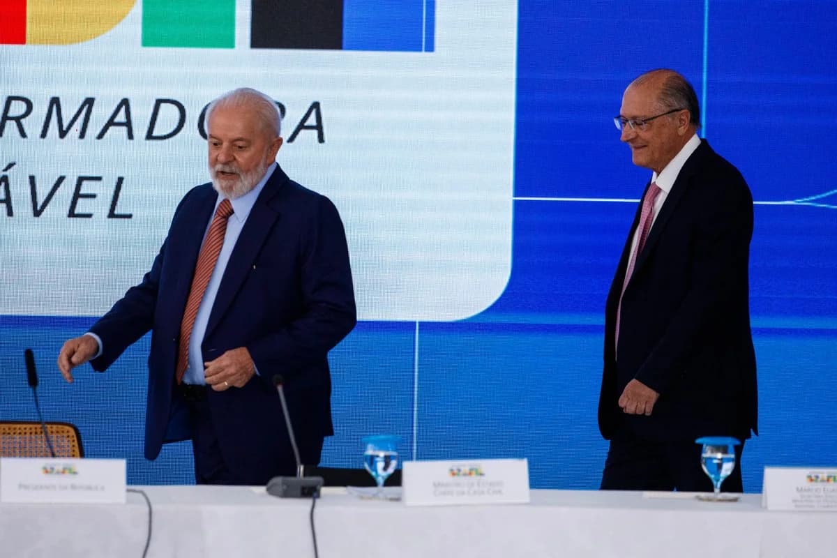 Lula Destaca Queda Global para o Avanço Brasileiro na Economia Mundial