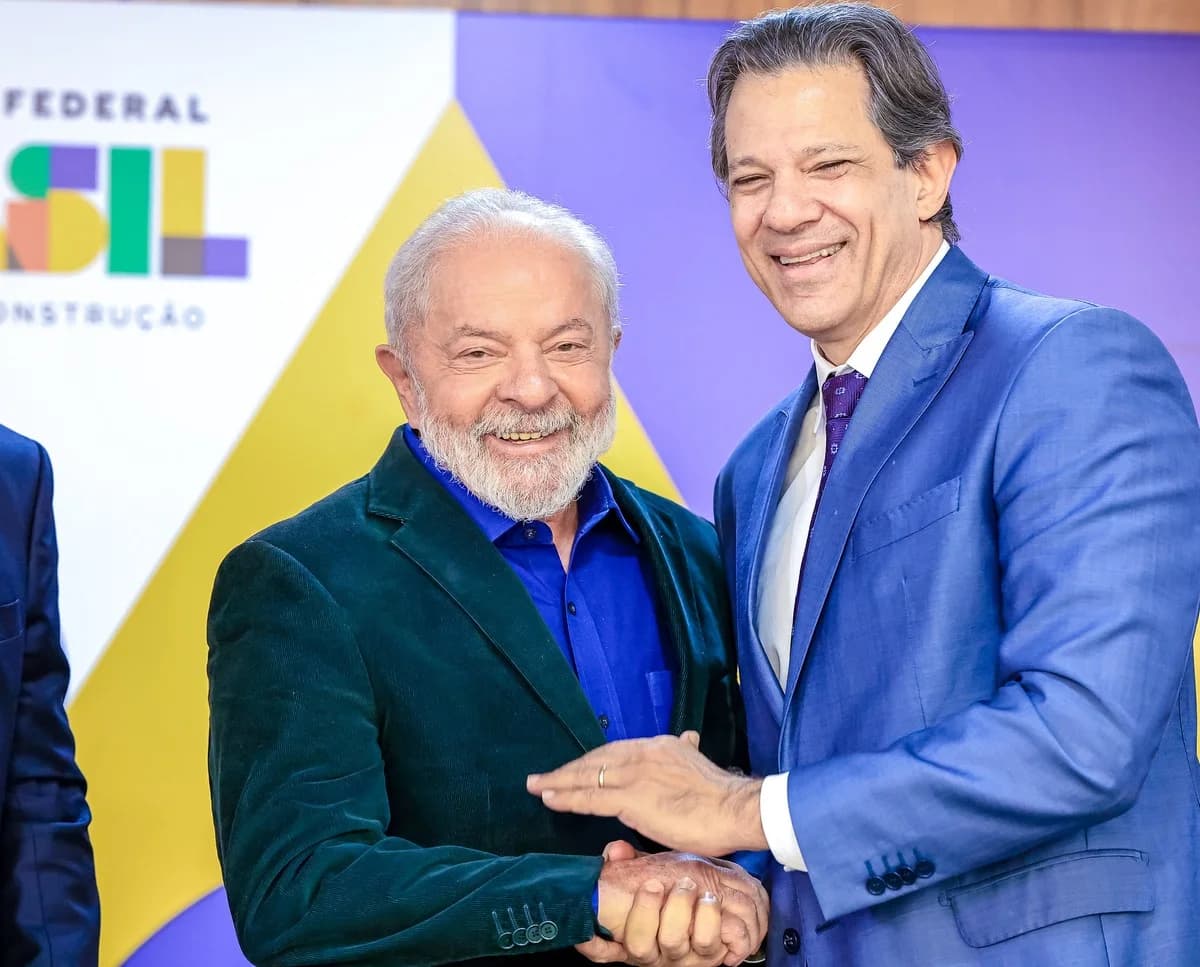 Lula celebra aprovação 'histórica' da reforma tributária e enaltece Haddad por sua contribuição