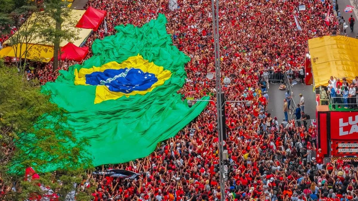 Apoio à reeleição de Lula cresce no MDB