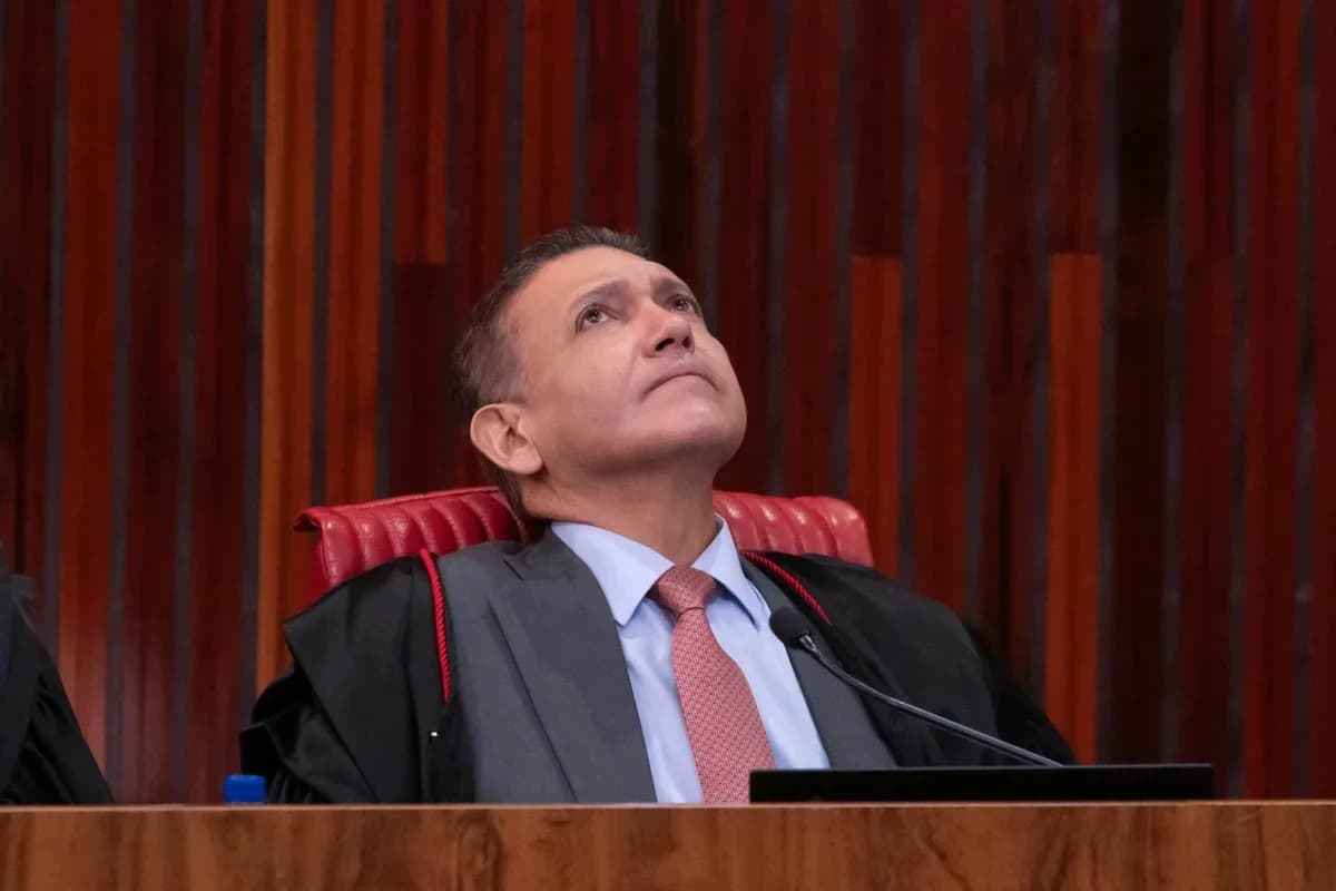 Suspeitas cercam Nunes Marques na reta eleitoral