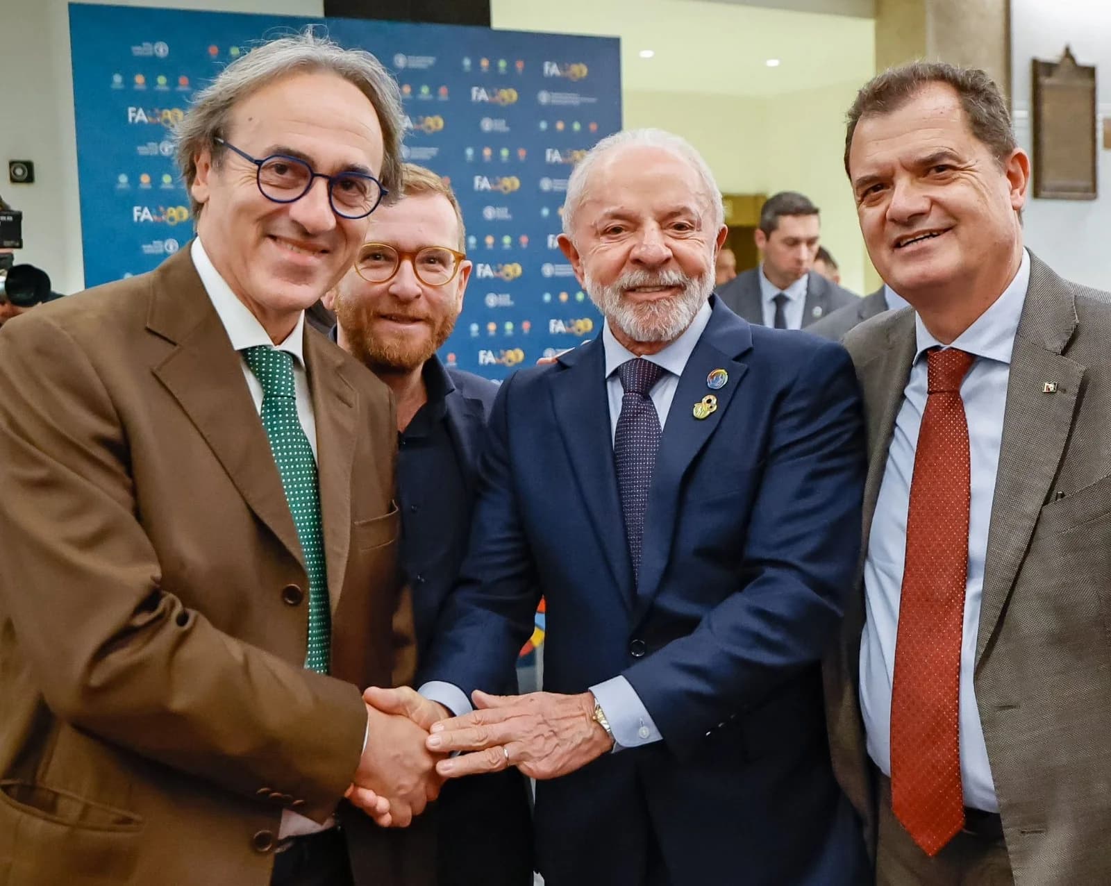Alerta na Itália: líderes denunciam interferência de Trump e apoiam Lula