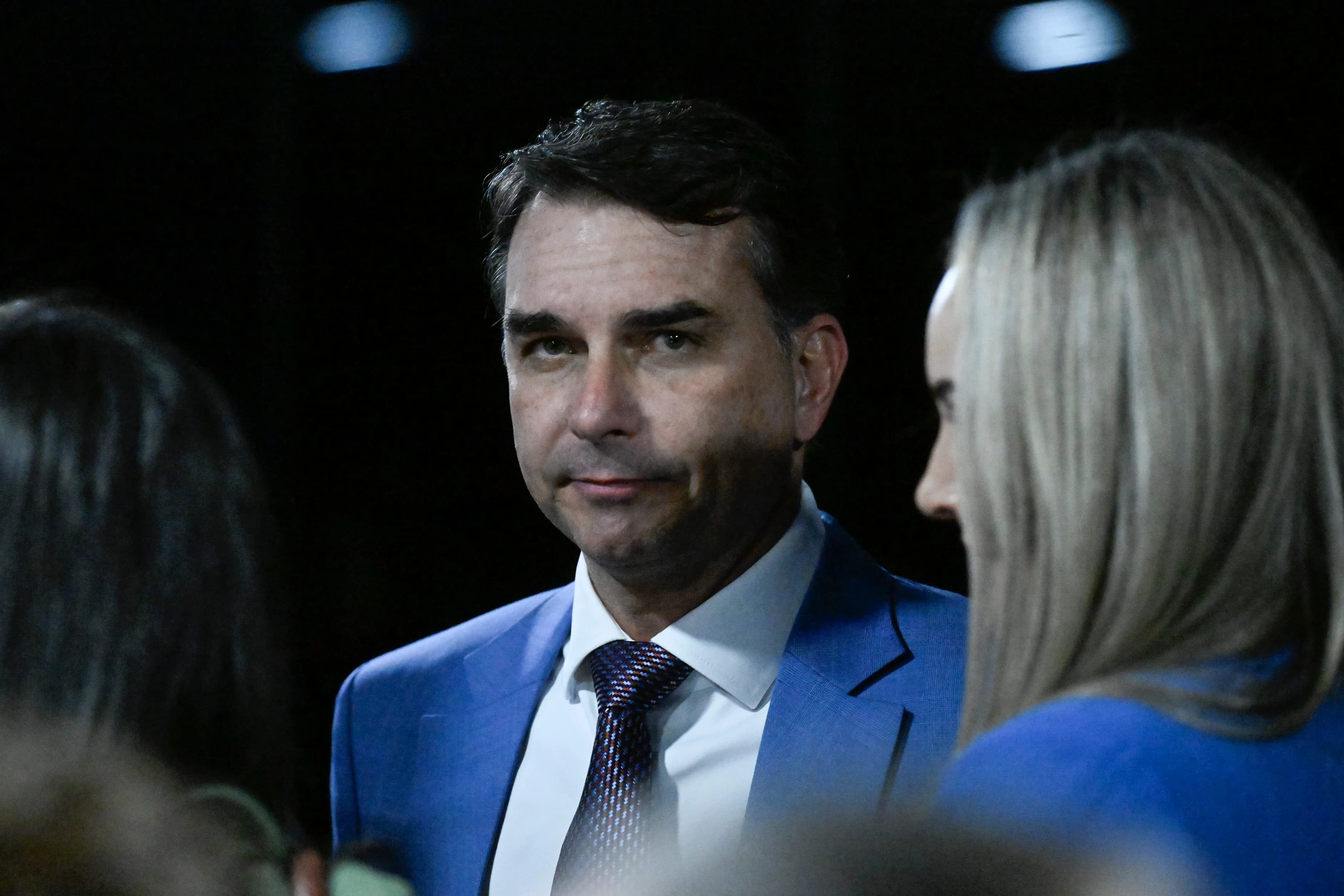PF fecha o cerco e pede prorrogação de inquérito sobre esquema da família Bolsonaro