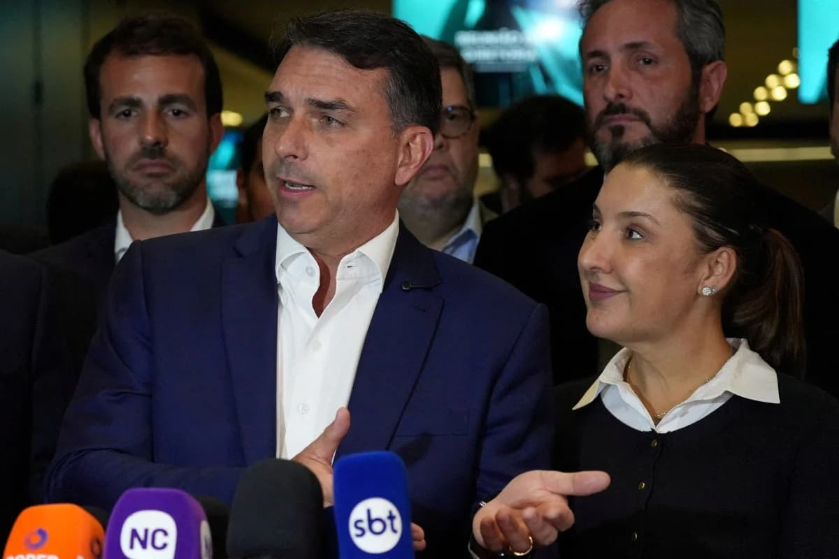Ameaça ao Bolsa Família gera pânico na campanha de Flávio Bolsonaro