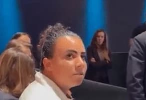 Mãe de menina morta por PM rebate Flávio Bolsonaro após debate com Lula
