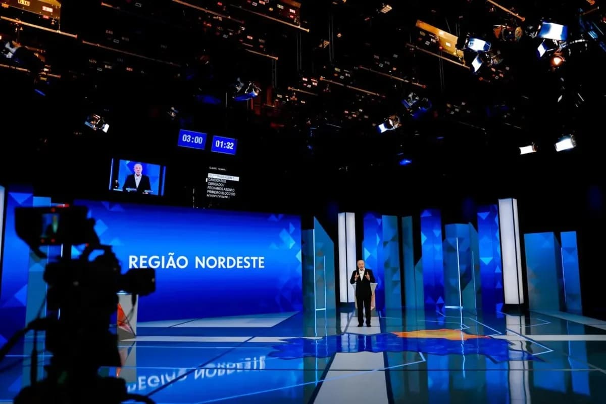 Lula domina reta final de debate decisivo e encurrala Flávio Bolsonaro