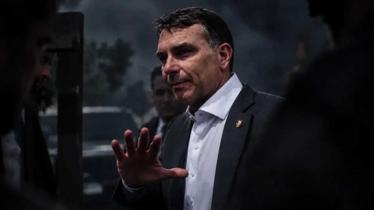 PL rejeita tentativa desesperada de Flávio Bolsonaro de anular eleição