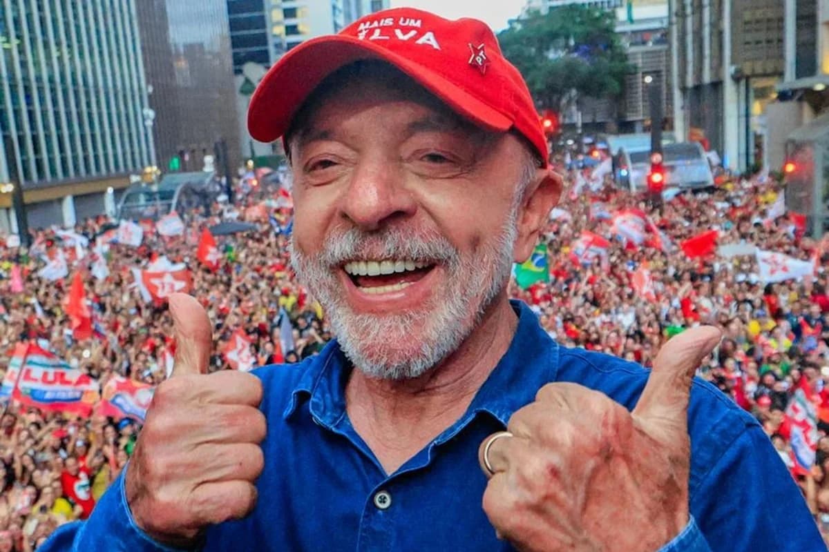 Virada histórica barra clã Bolsonaro e consagra Lula com votação recorde