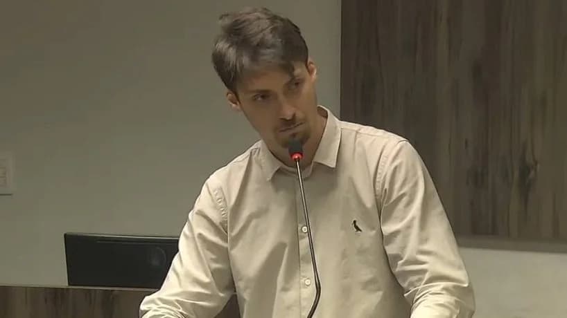 Justiça avança e Jair Renan Bolsonaro vira réu por lavagem de dinheiro